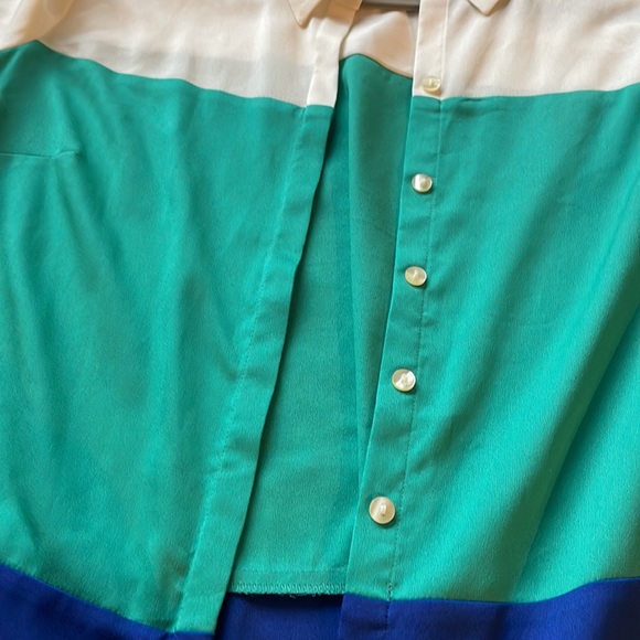 Ann Taylor Colorful Button Down Blouse - Size 4 - Picture 2 of 11